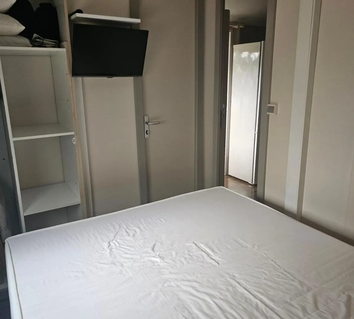 Mobil Home Camping L'Oasis Puget-sur Argens 0*,